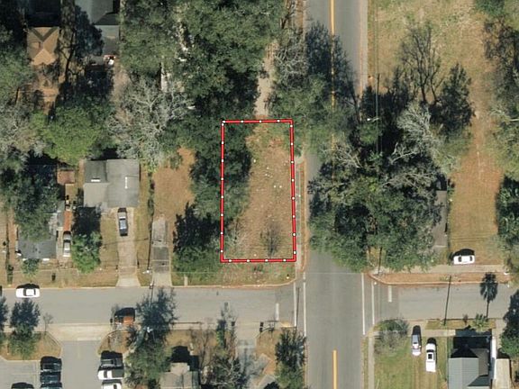 2nd image of 1305 W 29TH Street