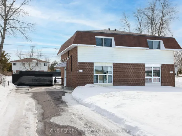 336 Pattie Dr, Carleton Place, ON K7C 2G3