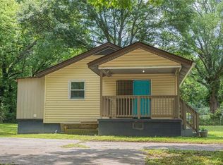 525 Baker Cir NW, Atlanta, GA 30318