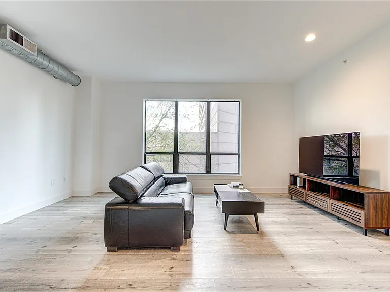 1901 Post Oak Blvd #3105 — Photo 10
