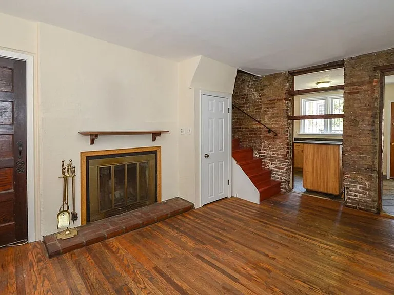 248 S Warnock St — Photo 5