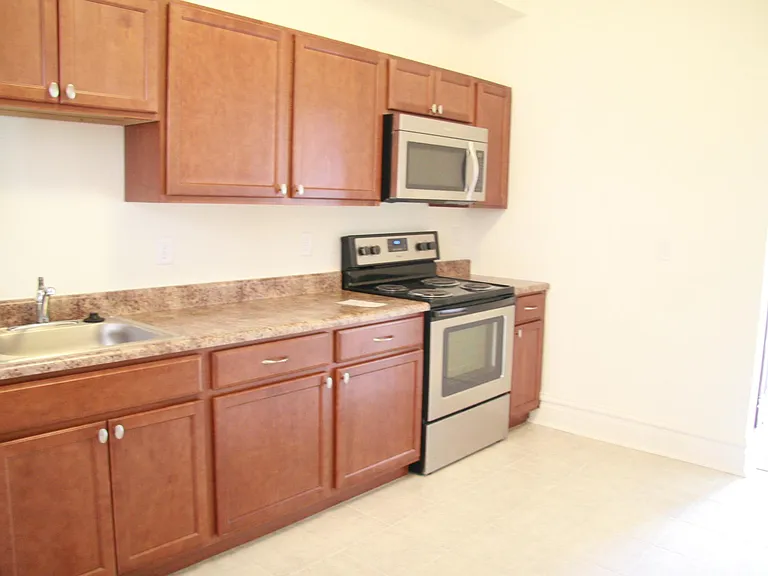 345 Rosedale Ave — Photo 26