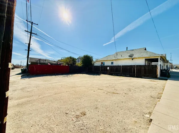 408 5th St, Taft, CA 93268