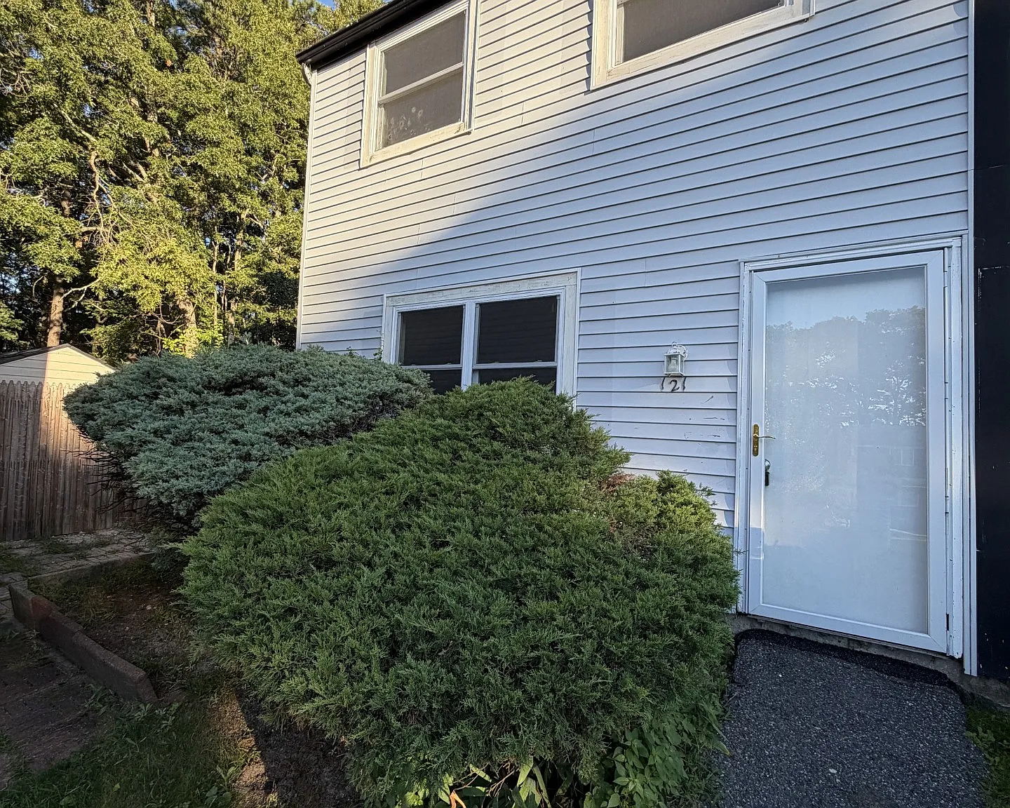 3 bed, 1.5 bath, 1500 sqft, $3,300 — Photo 1