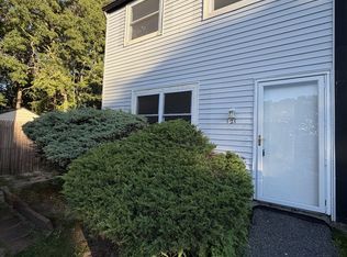 121 Hill Spur #121, Calverton, NY 11933