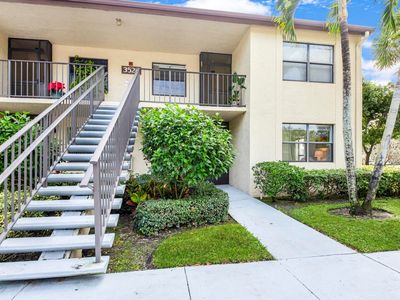 3528 Featherwood Drive #216, Lake Worth, FL, 33467