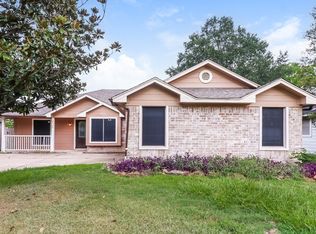 8530 Sunny Ridge Dr, Houston, TX 77095