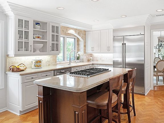 3rd image of 2676 Country Ln