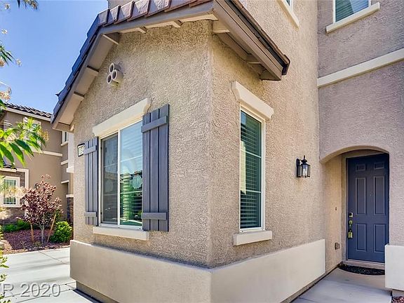 3rd image of 10546 Kennedy Peak Ln