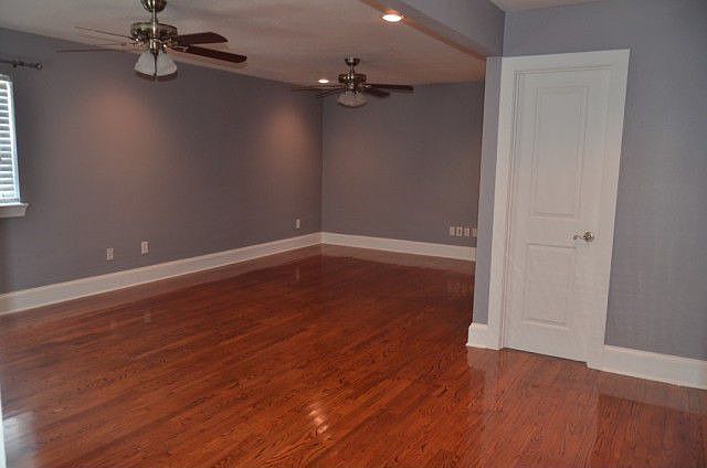 1st image of 657 E Niagara Cir