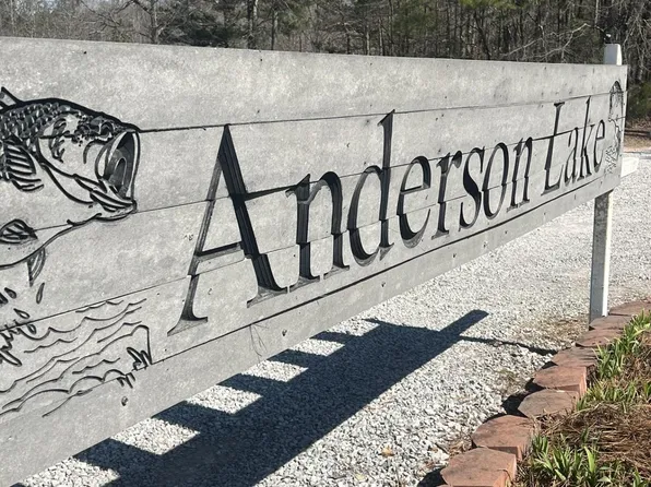 1733 County Road 153, Jemison, AL 35085