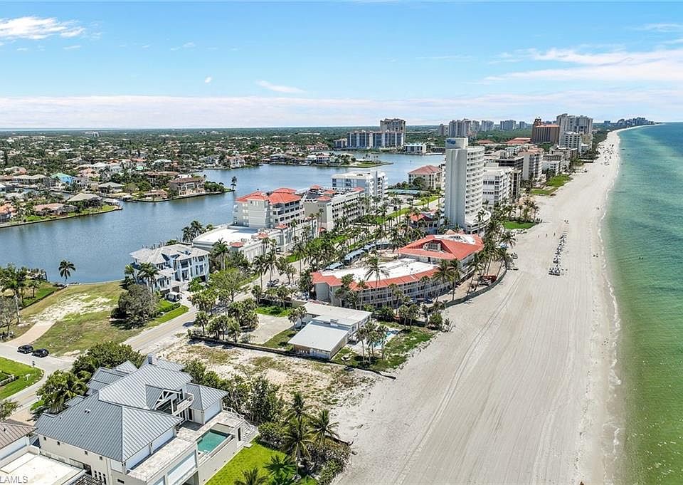 10047 Gulf Shore Dr, Naples, FL 34108 MLS 223074423 Zillow