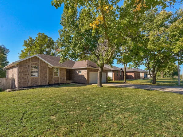 2366 W Rockwood Street, Springfield, MO 65807