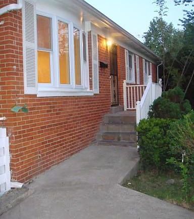 3rd image of 2240 W Longview Dr
