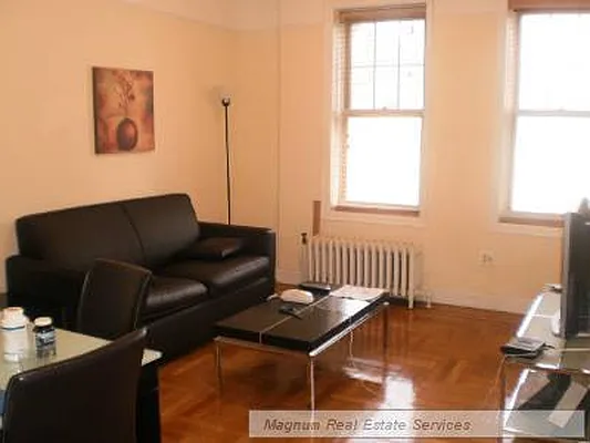 Rented by Magnum Realty Holdings, LLC | media 28