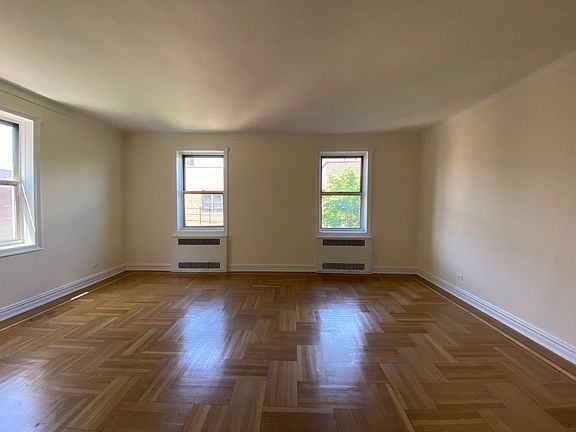 4th image of 64-54 Booth St #502