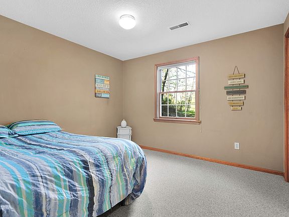 5th image of 11632 13th St