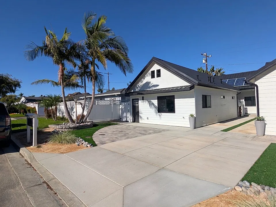 288 Knox St #C109