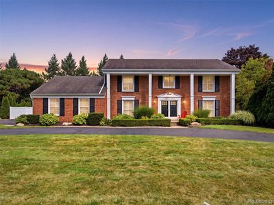 4130 Saddle Ln, West Bloomfield, MI, 48322