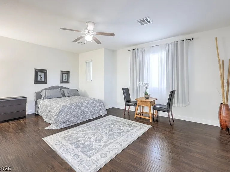 437 Eternity St — Photo 18