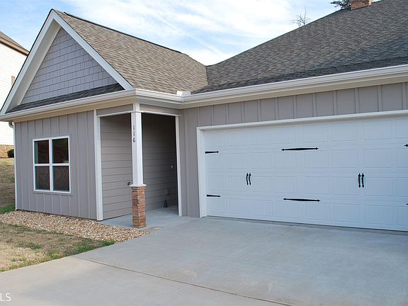 3rd image of 116 Village Dr