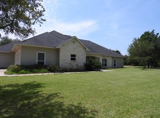 175 County Road 16b, Hallettsville, TX 77964