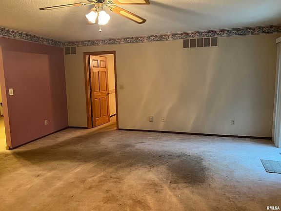 4th image of 4 Jacobs Ln