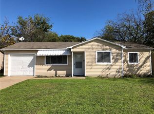332 NW Renfro St, Burleson, TX 76028