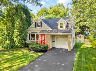 281 Antlers Dr, Rochester, NY 14618