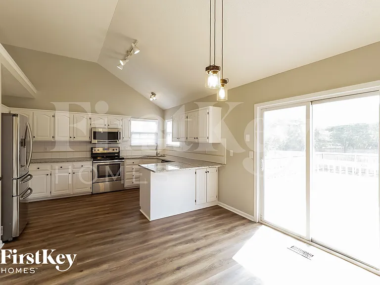 15049 W 145th St — Photo 5
