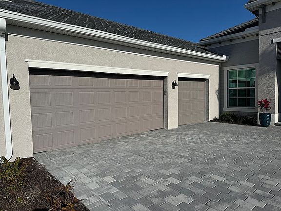 3rd image of 17310 Opal Sand Dr