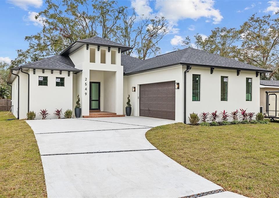 1st image of 2549 Martha Ln