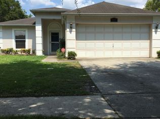 377 Comfort Dr, Apopka, FL 32712