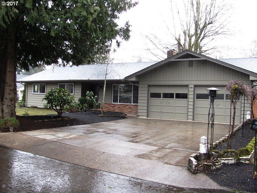 1st image of 9913 Saint Helens Ave