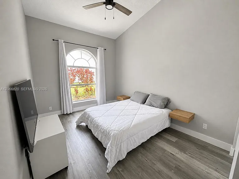 12484 SW 1st St — Photo 30