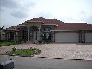 1st image of 9 Whooping Crane Dr