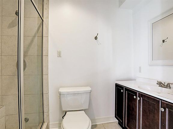 3rd image of 5065 Fieldwood Dr
