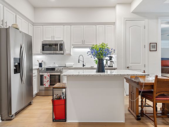 5th image of 104 Bella Toscana Ave Unit 2210