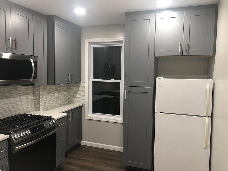 1st image of 2-65 128th Pl Unit 2