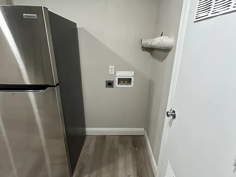 2301 Scott St #24 — Photo 2