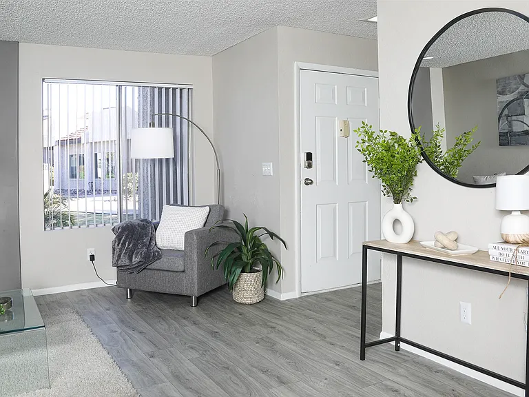 Gentrys Walk Apartments — Photo 5