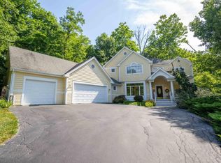 5650 Brookstone Dr, Cincinnati, OH 45230