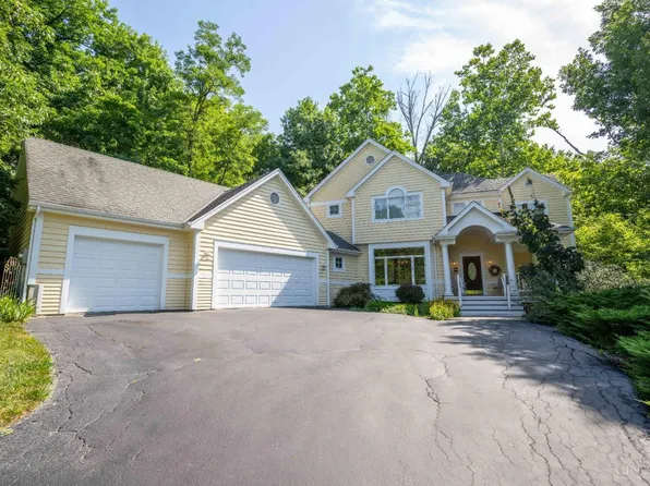 5650 Brookstone Dr, Cincinnati, OH 45230