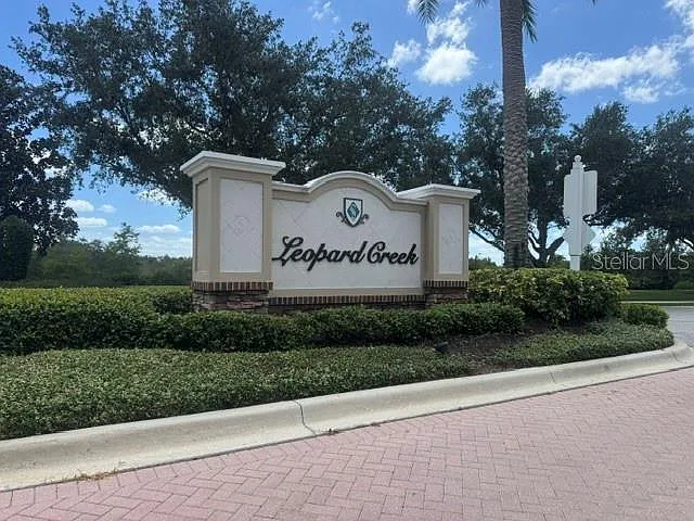 3 bed, 2.5 bath, 2479 sqft, $4,850 — Photo 3