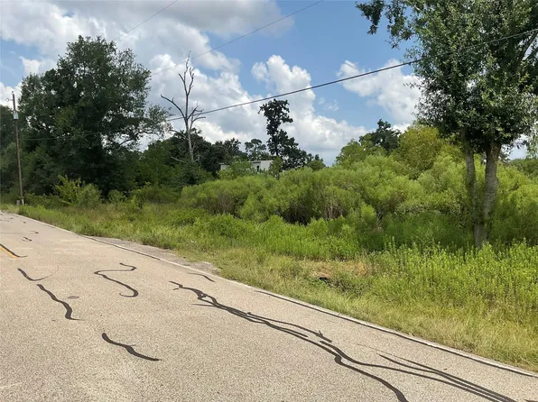 18318 Mossforest Dr, Houston, TX 77090