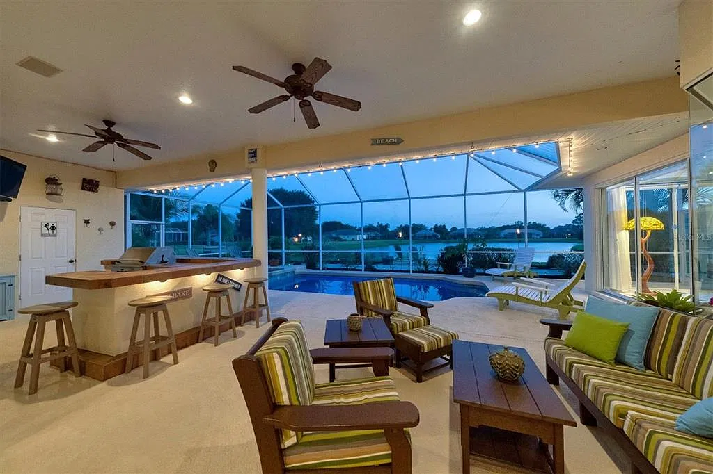 3 bed, 2.5 bath, 2379 sqft, $6,000 — Photo 4