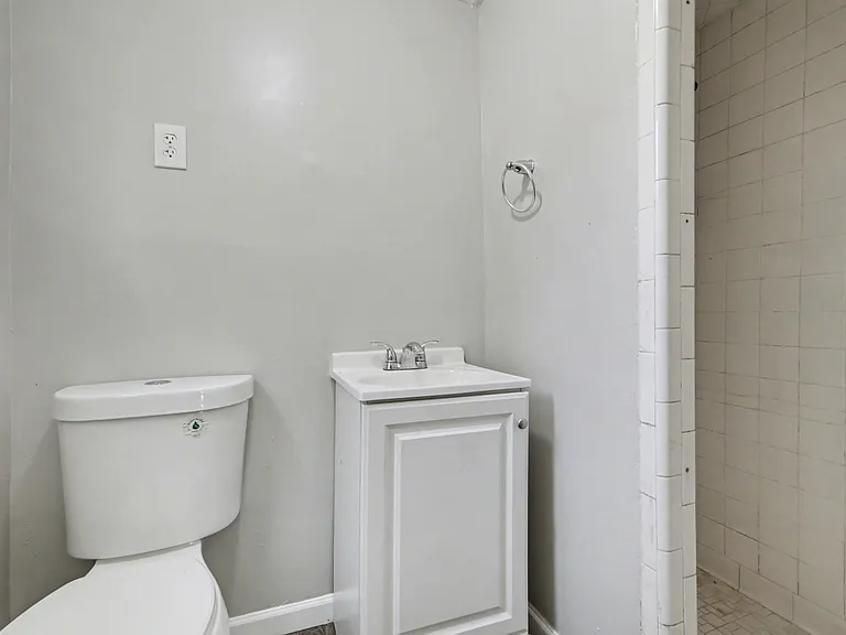 5439 Kerry Ln — Photo 20
