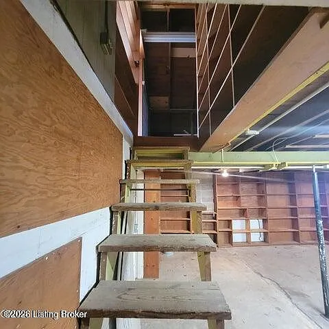210 Arterburn Dr — Photo 37