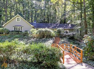 7165 Riverside Dr NW, Sandy Springs, GA 30328