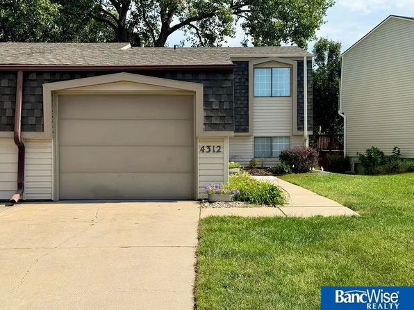 4312 Abbott Rd, Lincoln, NE 68516